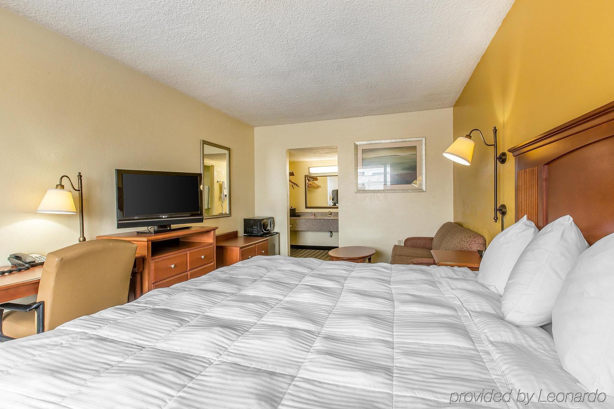 Econo Lodge ביירון מראה חיצוני תמונה
