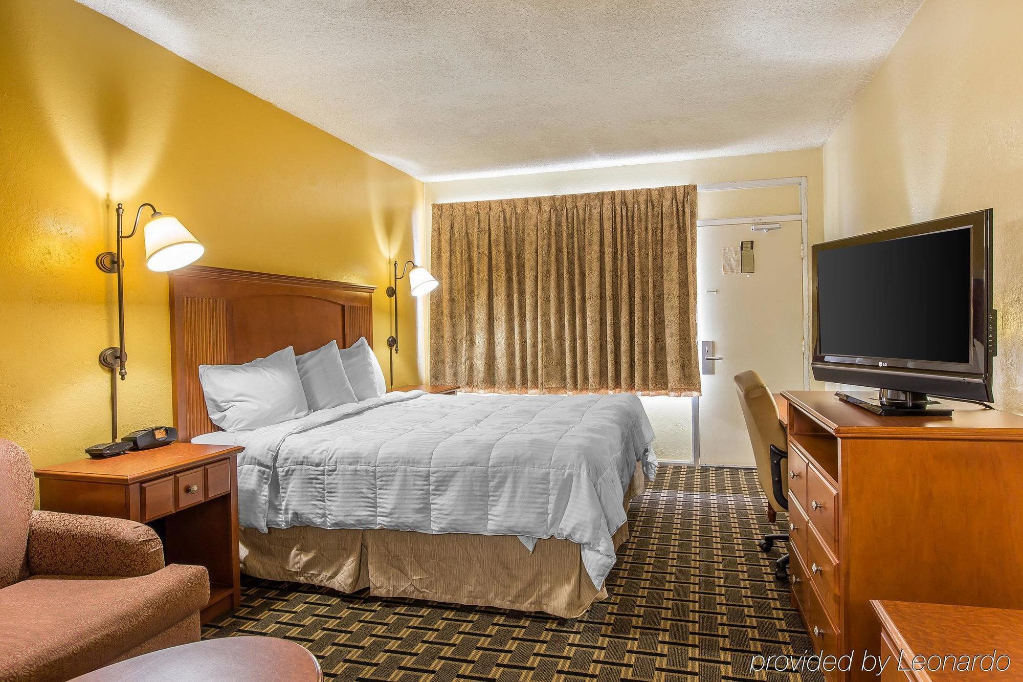 Econo Lodge ביירון מראה חיצוני תמונה