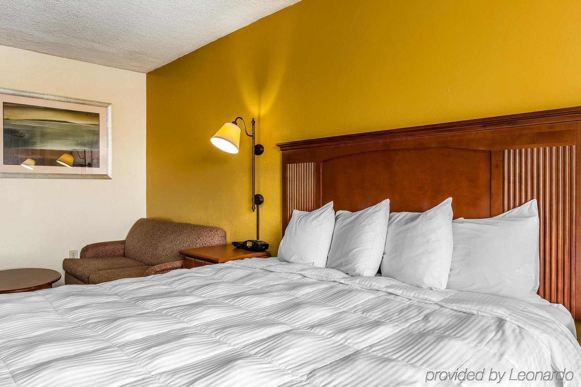 Econo Lodge ביירון מראה חיצוני תמונה