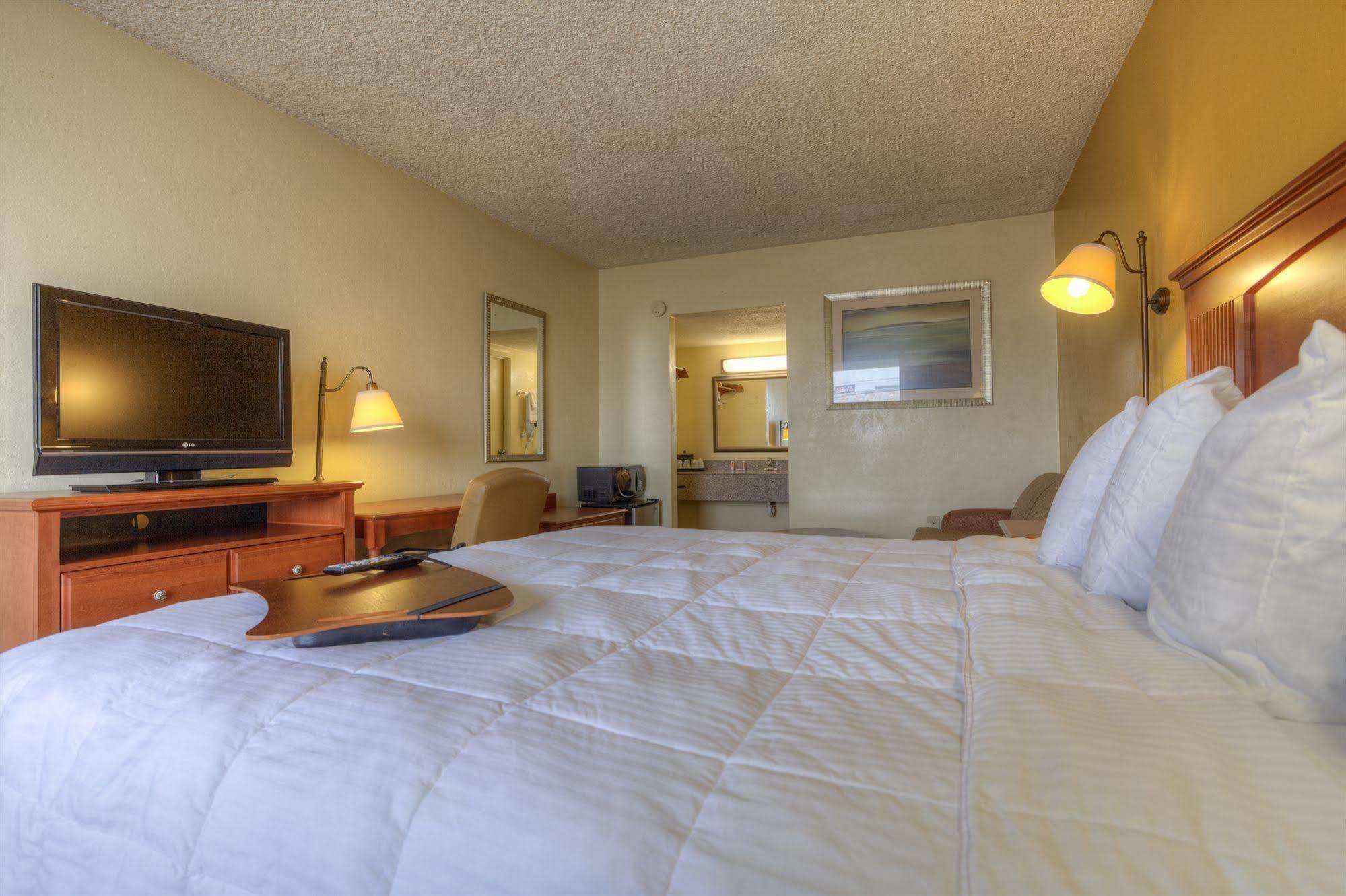 Econo Lodge ביירון מראה חיצוני תמונה